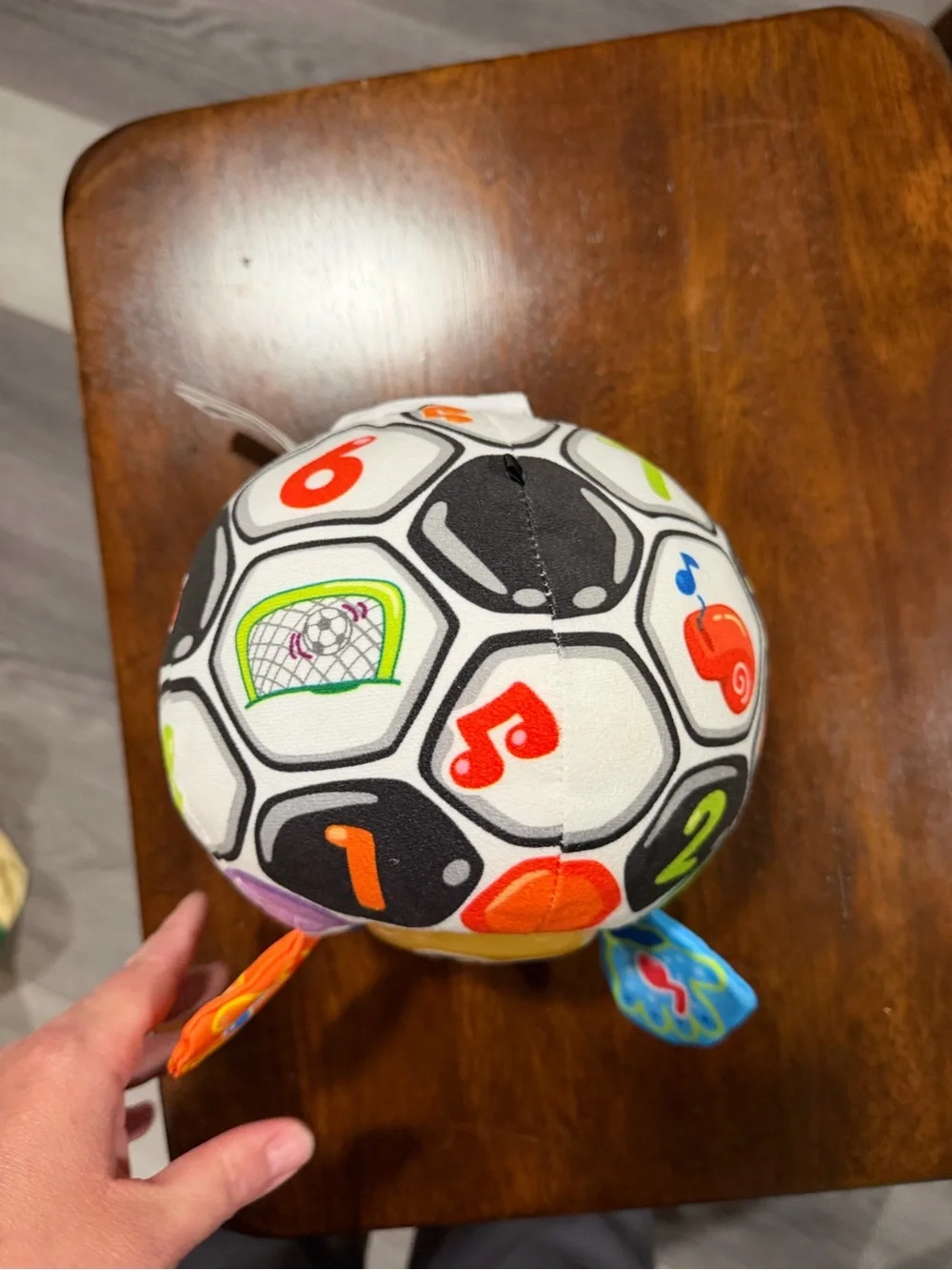 Vtech Bright Lights Soccer Ball sports Educational Learning Toy